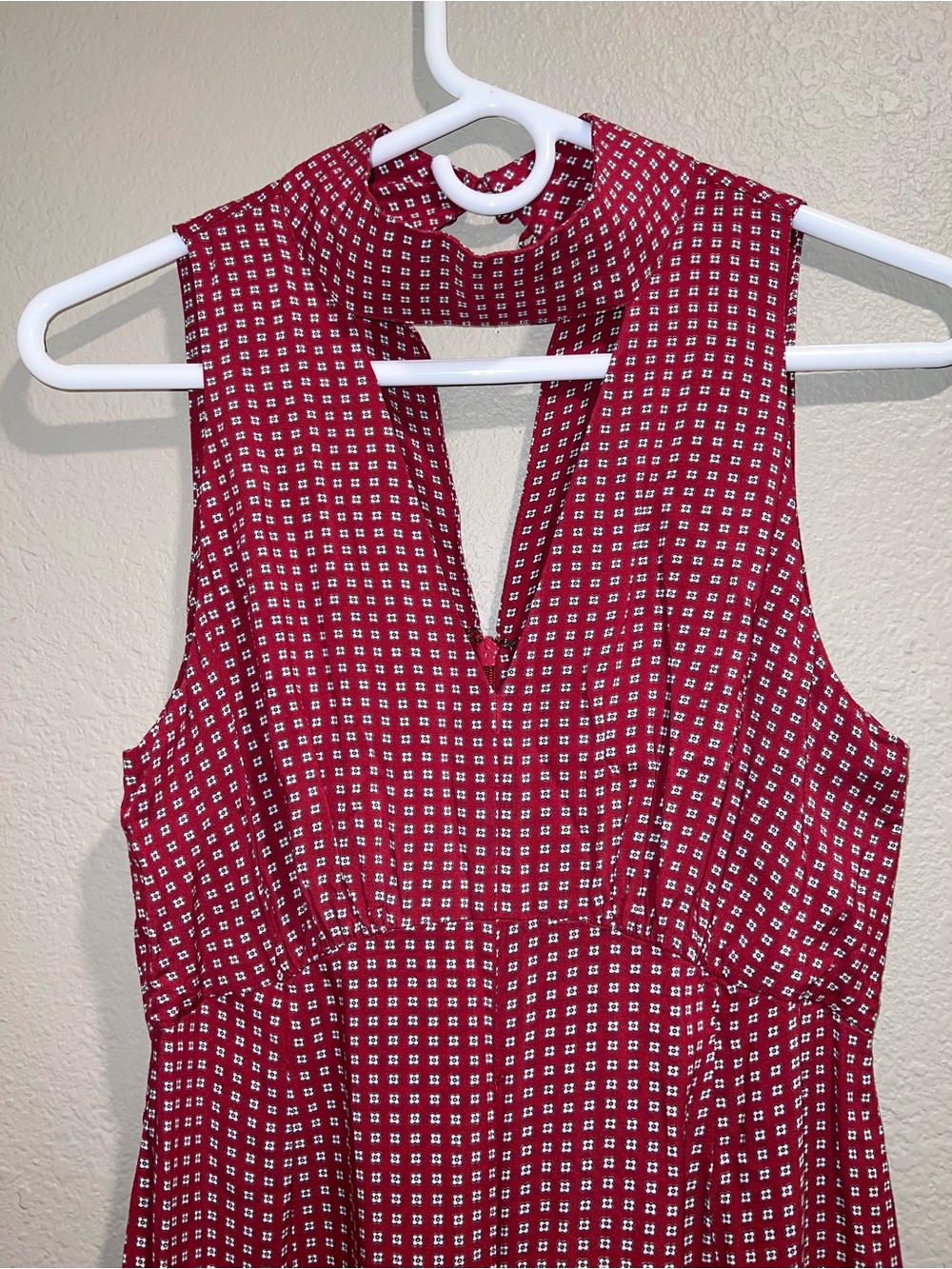 Maeve Anthropologie Red Geometric Floral Halter Wide Leg Jumpsuit Size 2 Rayon - Picture 4 of 14